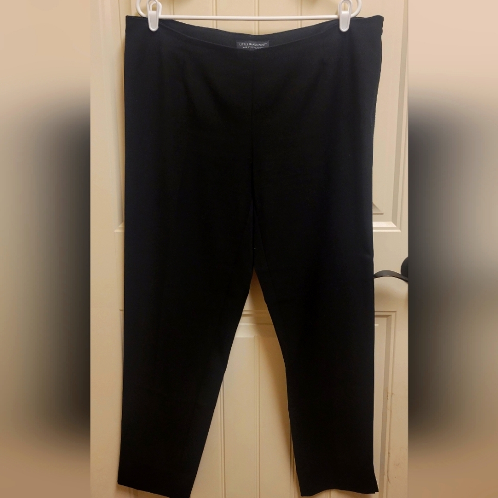 Little Black Pant Fitlogic Crop Side Zip